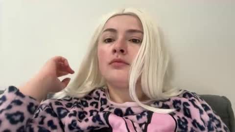 emily_morning_dew online show from January 2026 08:16:01 AM