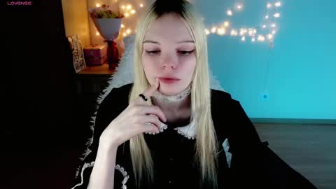 Lia online show from February 2025 10:47:02 PM