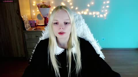 Lia online show from March 2025 11:47:02 PM