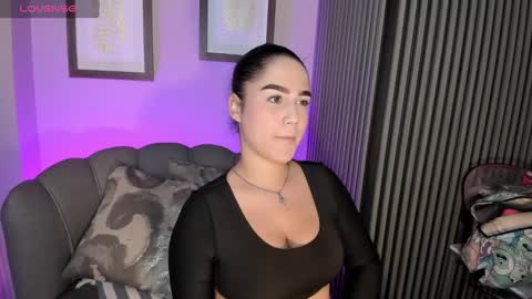 Emily  online show from January 2025 12:06:02 PM