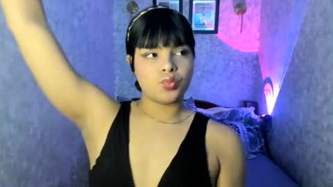Snapshot of emily_rosue_ chatting on July 2026 01:41:02 AM emily_rosue_ online show from July 2026 01:41:02 AM