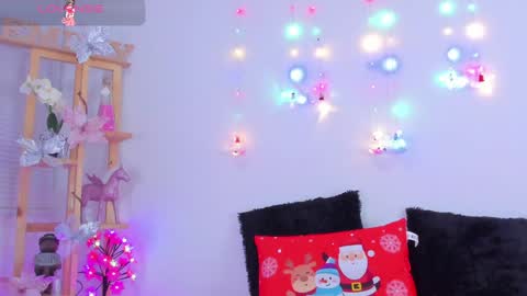 Emily online show from December 2024 01:18:02 PM