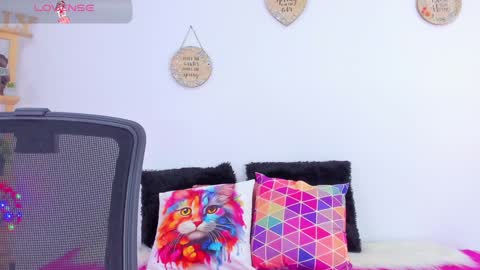 Emily online show from January 2025 06:17:01 PM