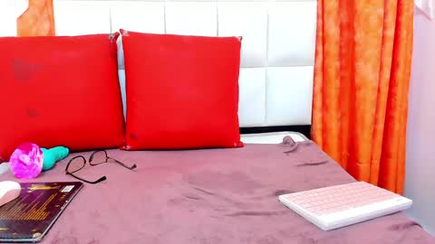 Emily online show from January 2025 05:18:01 PM