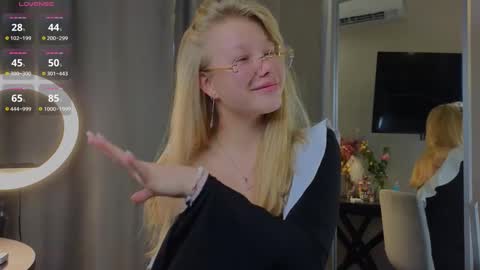 emily shepard online show from September 2025 02:22:01 AM