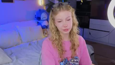 emily shepard online show from April 2026 02:36:02 AM