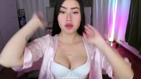 Emily  Swan online show from January 2026 03:56:01 AM