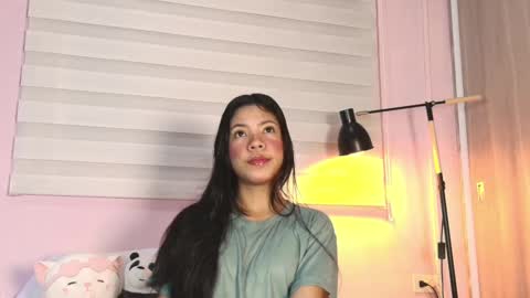 Emily online show from September 2025 12:16:01 PM