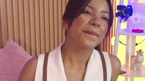 Snapshot of emily_sweett12 chatting on February 2026 11:37:02 AM Emily online show from February 2026 11:37:02 AM