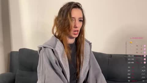 Lia online show from November 2025 06:49:02 AM