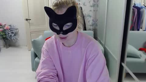 Snapshot of emily_york18 chatting on March 2026 05:52:02 PM Emily online show from March 2026 05:52:02 PM