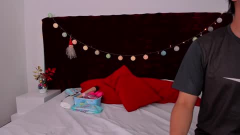 Emilyyy online show from December 2024 03:14:02 AM