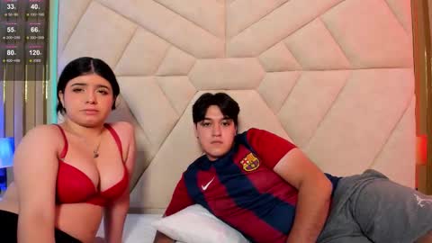 Snapshot of emilyandrew_ chatting on November 2025 05:06:01 AM Amily Andrew online show from November 2025 05:06:01 AM