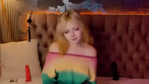 Snapshot of emilyangels chatting on June 2026 06:05:01 AM Baby Emelli online show from June 2026 06:05:01 AM