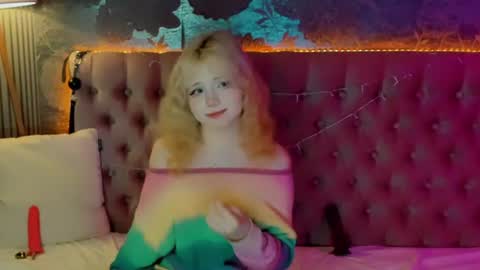 Snapshot of emilyangels chatting on June 2026 08:11:02 AM Baby Emelli online show from June 2026 08:11:02 AM