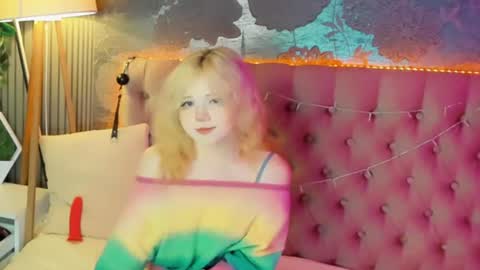 Snapshot of emilyangels chatting on June 2026 05:50:02 AM Baby Emelli online show from June 2026 05:50:02 AM