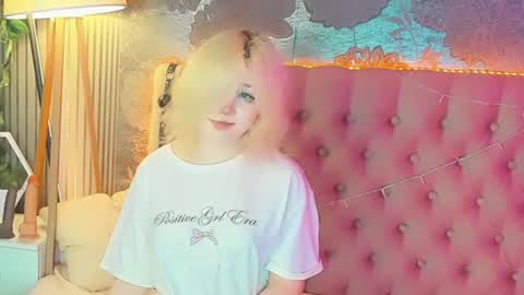 Snapshot of emilyangels chatting on July 2026 07:01:02 AM Baby Emelli online show from July 2026 07:01:02 AM