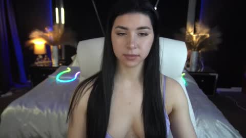 Emy online show from November 2025 06:07:02 AM