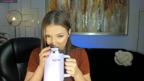 Snapshot of emilycarterr_ chatting on June 2026 10:43:02 AM Emily Carter online show from June 2026 10:43:02 AM