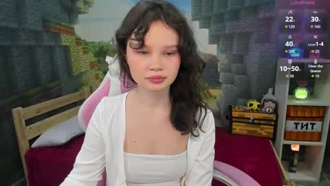 Emilyhaves online show from December 2025 05:53:02 PM