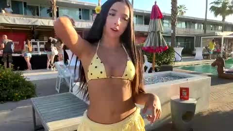 emilyfawn online show from April 2026 01:07:01 AM