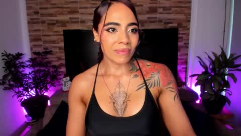 emily online show from December 2025 10:05:01 PM