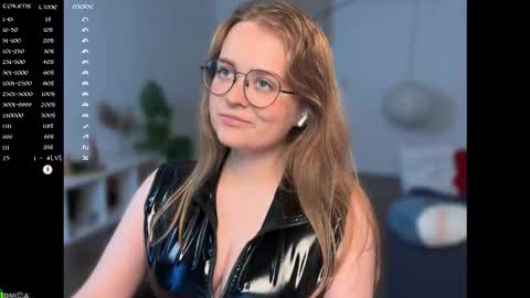 Emily  online show from September 2025 12:32:02 PM