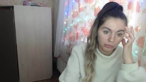 Snapshot of emilyfork chatting on February 2025 02:05:02 PM emilyfork online show from February 2025 02:05:02 PM