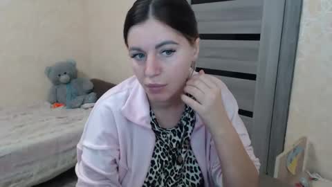 Snapshot of emilyfork chatting on October 2025 03:18:02 PM emilyfork online show from October 2025 03:18:02 PM