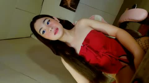 Snapshot of emilyfuckers chatting on February 2026 08:03:02 AM ariane online show from February 2026 08:03:02 AM