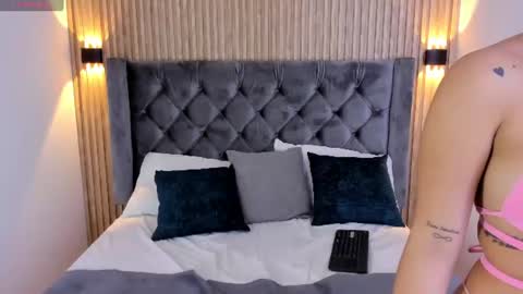 Snapshot of emilygracce chatting on June 2026 12:33:02 PM emilygracce online show from June 2026 12:33:02 PM