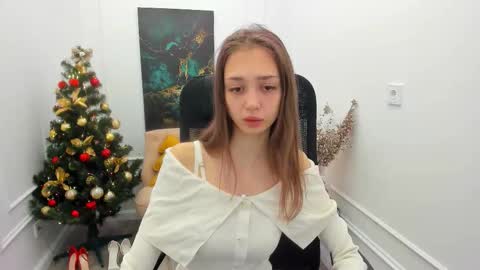 Emily online show from December 2025 04:28:02 AM