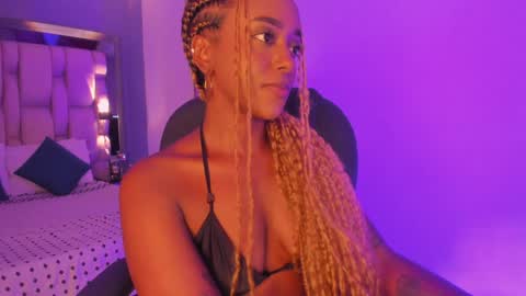 Emily  online show from January 2025 08:10:02 PM