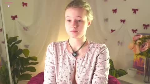 Emi online show from April 2026 01:25:02 AM