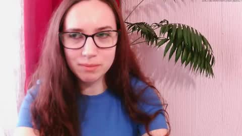Snapshot of emilyhotflirt chatting on May 2026 04:12:02 PM Emily online show from May 2026 04:12:02 PM