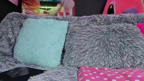 Emily Jhonson online show from February 2025 01:21:02 PM