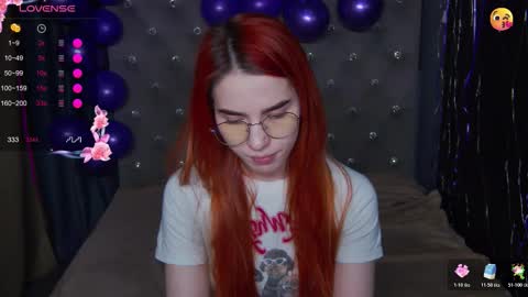 EmilyKents online show from November 2025 02:21:01 AM