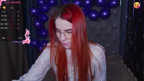 EmilyKents online show from November 2025 01:27:02 AM