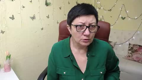 Emily online show from March 2026 06:17:02 AM