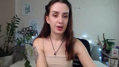 Emyli online show from February 2025 03:11:02 AM