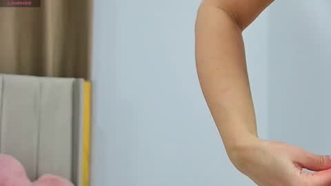 emilynovaa1 online show from March 2026 07:00:02 PM