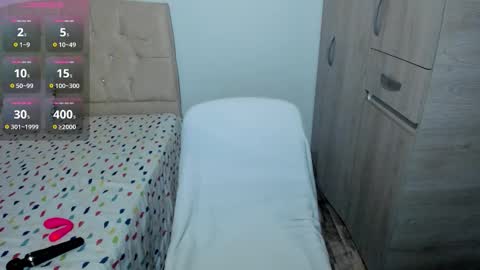 Snapshot of emilypink_1 chatting on February 2026 11:48:02 AM Emily online show from February 2026 11:48:02 AM