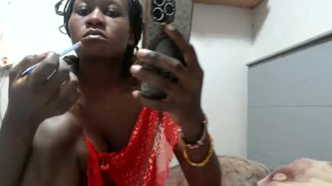 Emilly online show from May 2026 09:27:01 PM