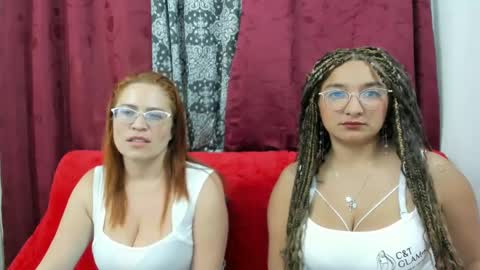 Snapshot of emilyriskhot chatting on March 2025 12:16:01 AM emily friends online show from March 2025 12:16:01 AM