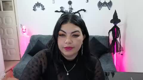 Snapshot of emilyriskhot chatting on October 2025 08:43:02 PM emily friends online show from October 2025 08:43:02 PM