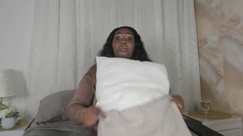 emilyrojas online show from January 2026 12:18:02 PM