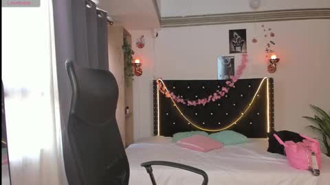 emilyrousex online show from March 2025 04:33:02 PM