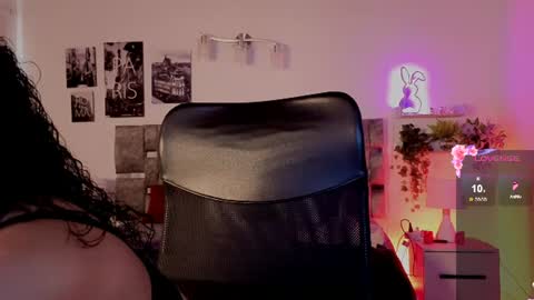 Snapshot of emilyrousex chatting on July 2026 04:14:02 PM emilyrousex online show from July 2026 04:14:02 PM