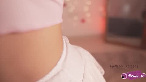 Emy  online show from January 2026 02:19:01 PM