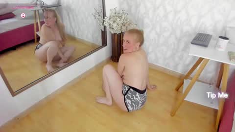 Summer 3 online show from December 2024 02:33:02 AM